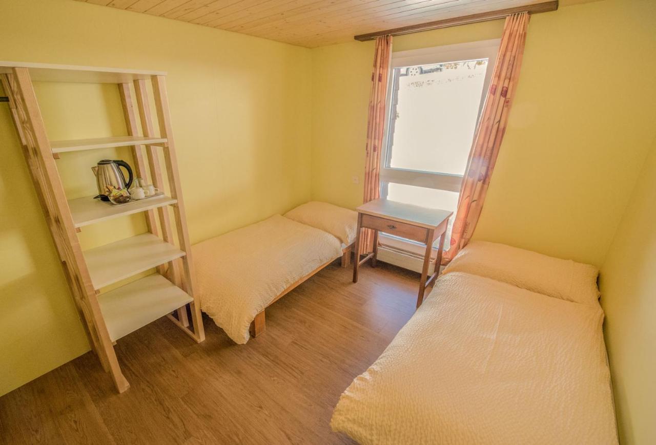Schutzenbach Backpackers For Adults 18-35 Vandrerhjem Lauterbrunnen Eksteriør bilde