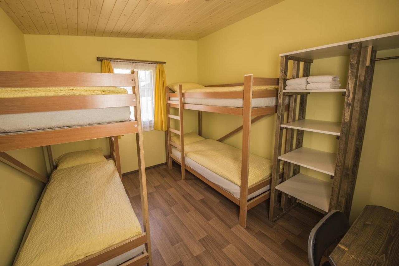 Schutzenbach Backpackers For Adults 18-35 Vandrerhjem Lauterbrunnen Eksteriør bilde